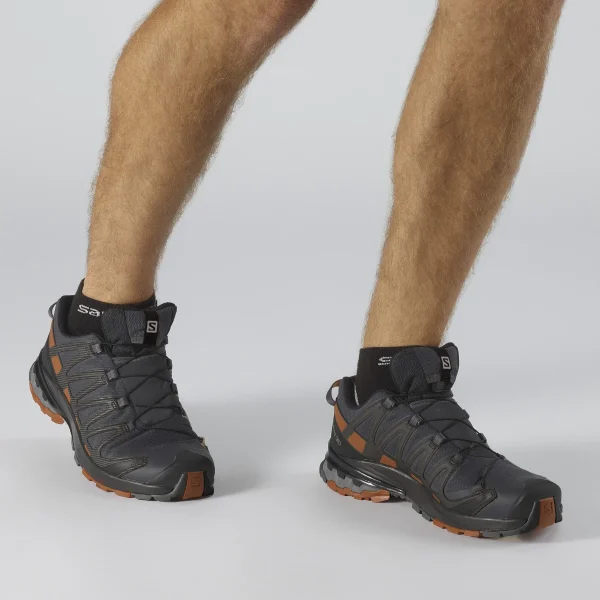SALOMON - XA PRO 3D v8 GORE-TEX WIDE – L41042800 – ebony-caramel-cafe-black – 1