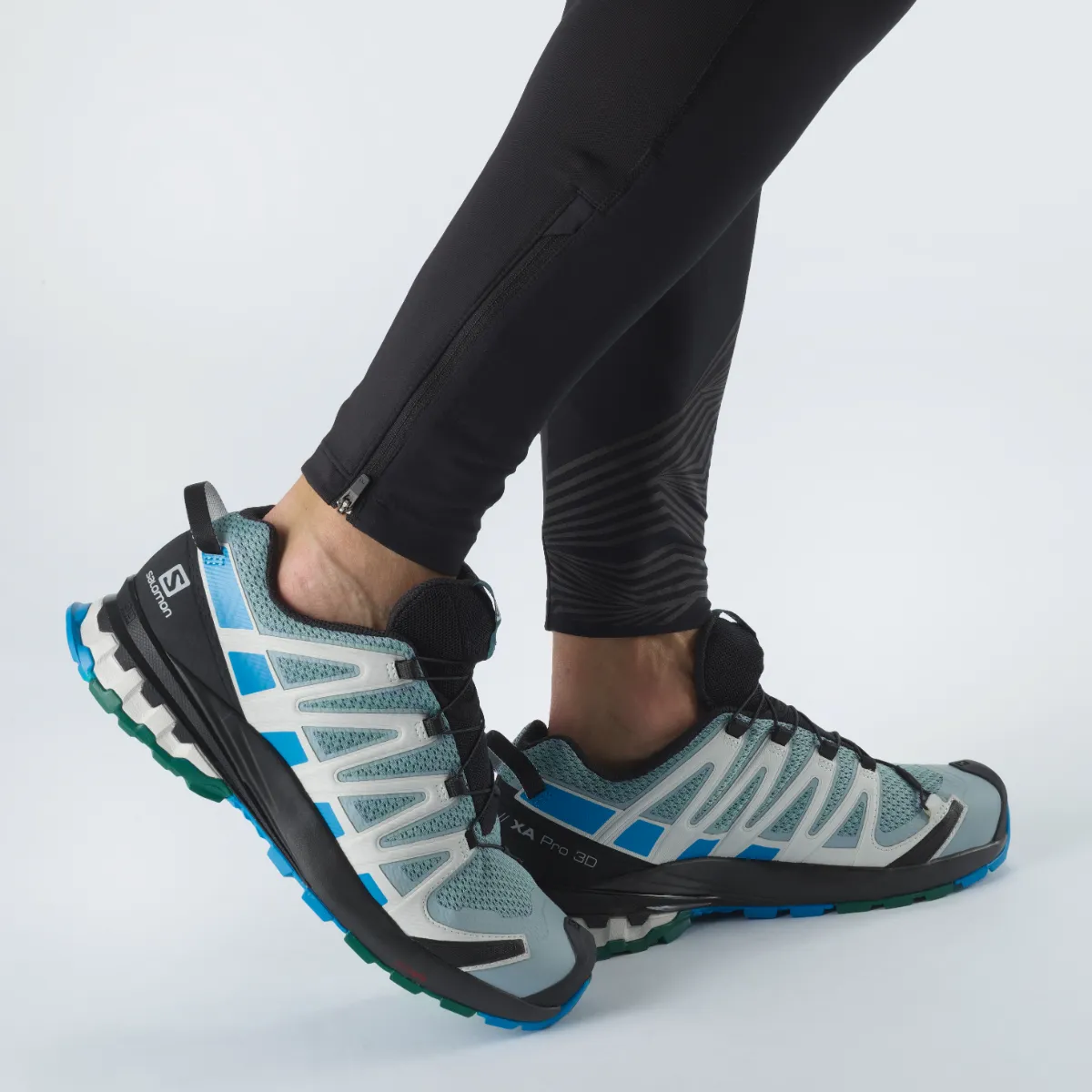 SALOMON - XA PRO 3D v8 – L41440000 – slate-blue-aster-pacific – 1