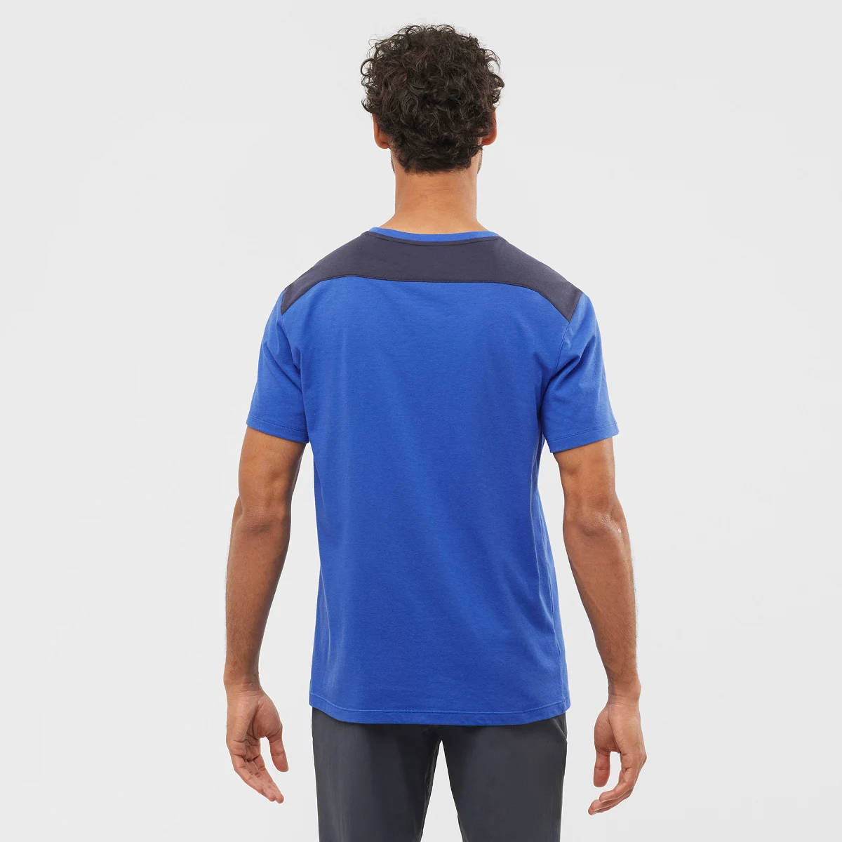 SALOMON - ESSENTIAL COLORBLOC – LC1715900 – nautical-blue-mood-indigo – 1